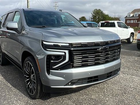 New 2026 Chevrolet Tahoe High Country w/ LPO, Illumination Package image 3