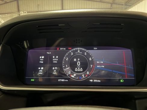 Used 2019 Land Rover Range Rover Sport SE image 14