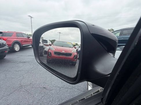 Used 2023 Dodge Charger SXT RWD image 12