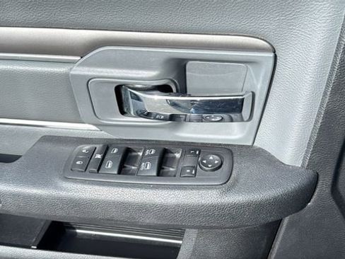 Used 2024 RAM 1500 Classic SLT image 22