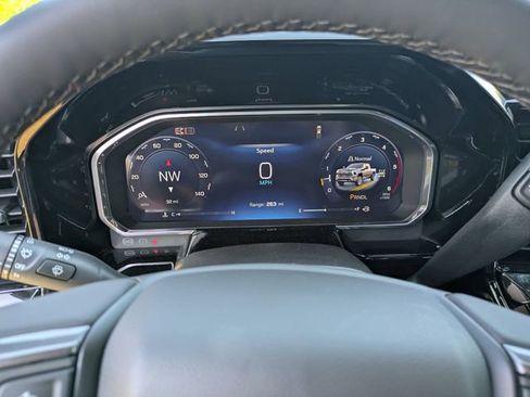 New 2026 Chevrolet Silverado 2500 ZR2 w/ LPO, Dark Essentials Package AWD/4WD image 17