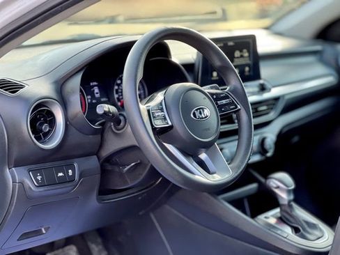 Used 2021 Kia Forte LXS image 11