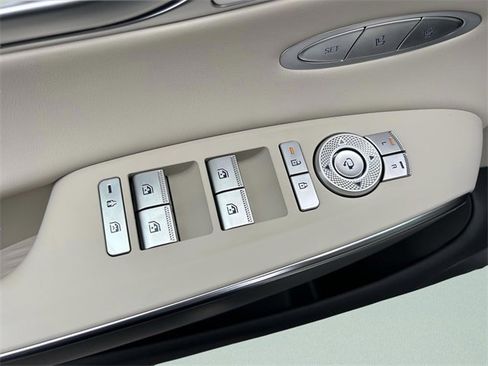 New 2026 Genesis GV70 2.5T Select image 23