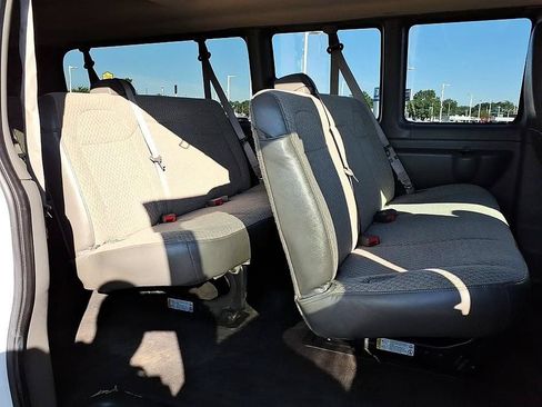 Used 2024 Chevrolet Express 3500 LS RWD image 10