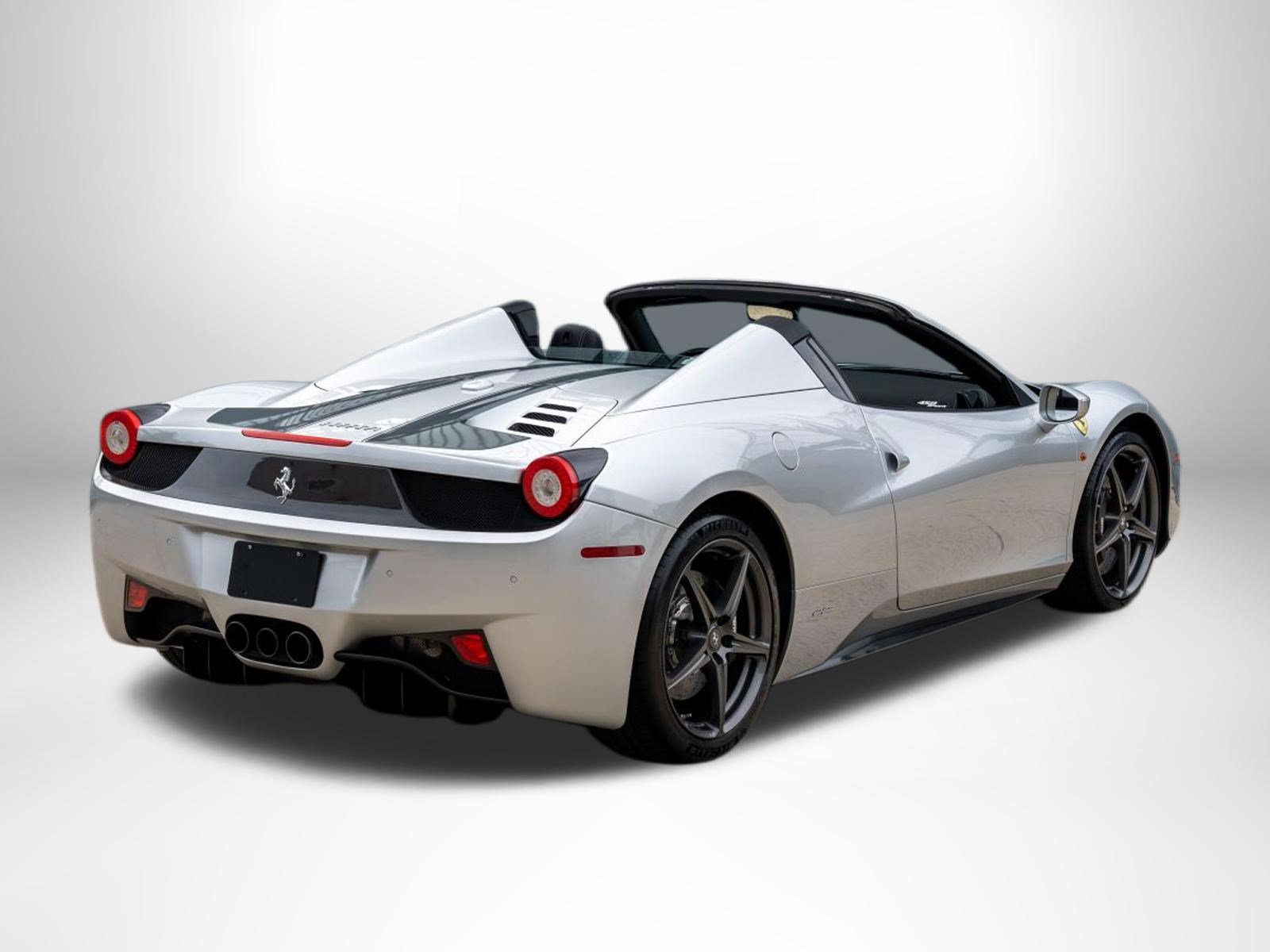 Used 2012 Ferrari 458 Spider RWD image 8