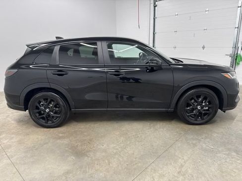 Used 2024 Honda HR-V Sport image 4