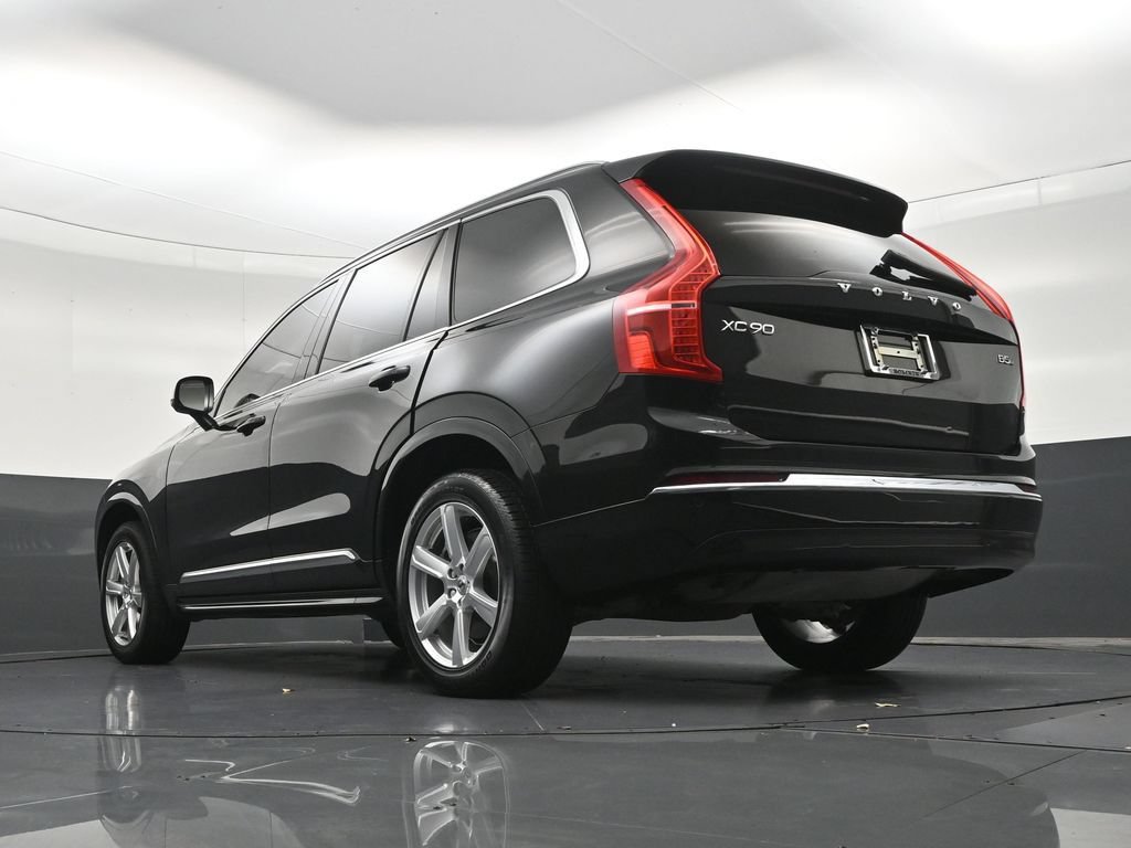 Certified 2024 Volvo XC90 B5 Core AWD/4WD image 24