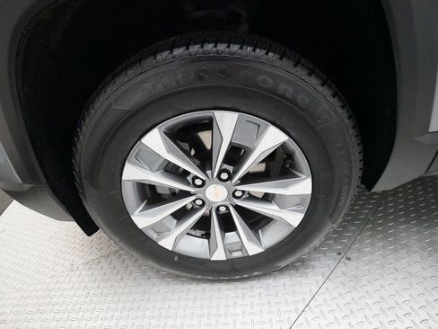 Certified 2025 Chevrolet Equinox LT image 26