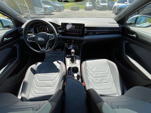 Certified 2025 Volkswagen Jetta GLI Autobahn FWD image 14