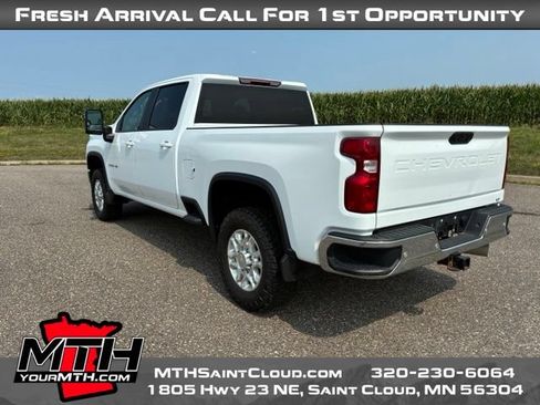 Used 2023 Chevrolet Silverado 3500 LT w/ Convenience Package AWD/4WD image 6