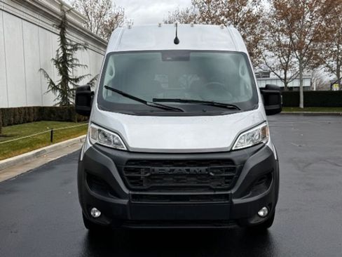 Used 2023 RAM ProMaster 3500 w/ Premium Convenience Group (B) image 4
