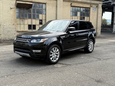 Used 2015 Land Rover Range Rover Sport HSE image 2