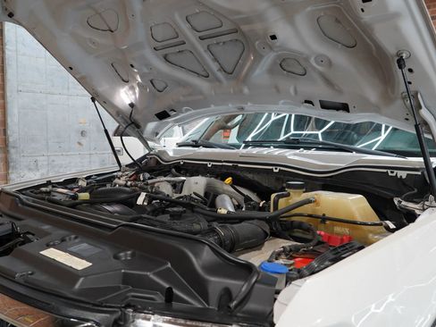 Used 2020 Ford F350 Platinum w/ FX4 Off-Road Package image 23