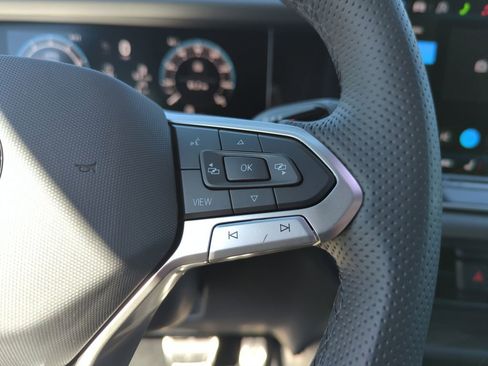 New 2026 Volkswagen Tiguan SE R-Line image 41