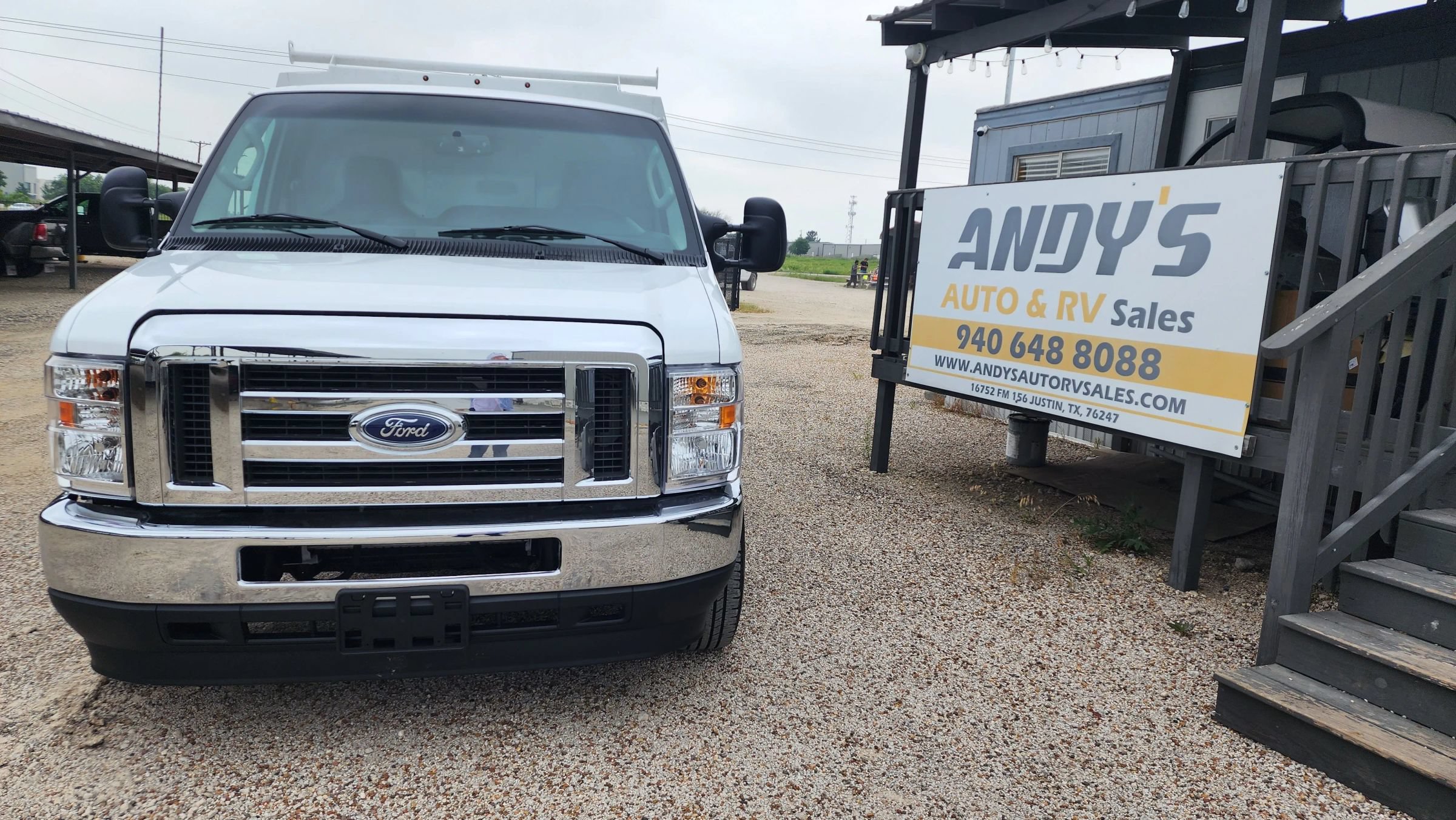 Used 2024 Ford E-350 and Econoline 350 Super Duty w/ Power Windows & Locks Group RWD image 2