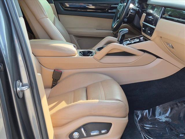 Used 2019 Porsche Cayenne E-Hybrid AWD/4WD image 19