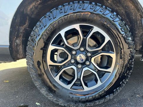 Used 2022 Ford Expedition XLT RWD image 4