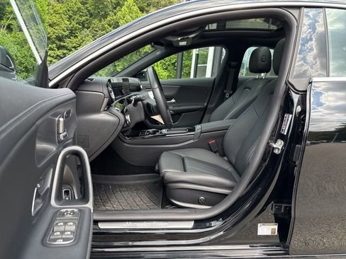 Certified 2025 Mercedes-Benz CLA 250 4MATIC image 18