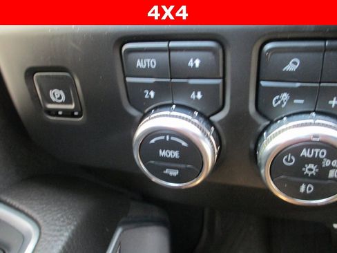 Used 2022 GMC Sierra 1500 Denali image 29