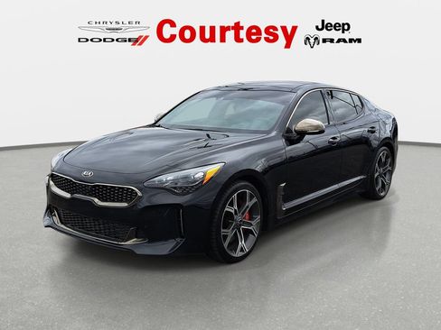 Used 2021 Kia Stinger GT2 AWD/4WD image 9