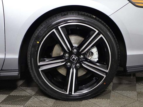 Used 2025 Honda Accord Sport image 22