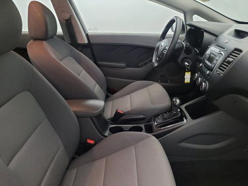 Used 2018 Kia Forte LX image 21