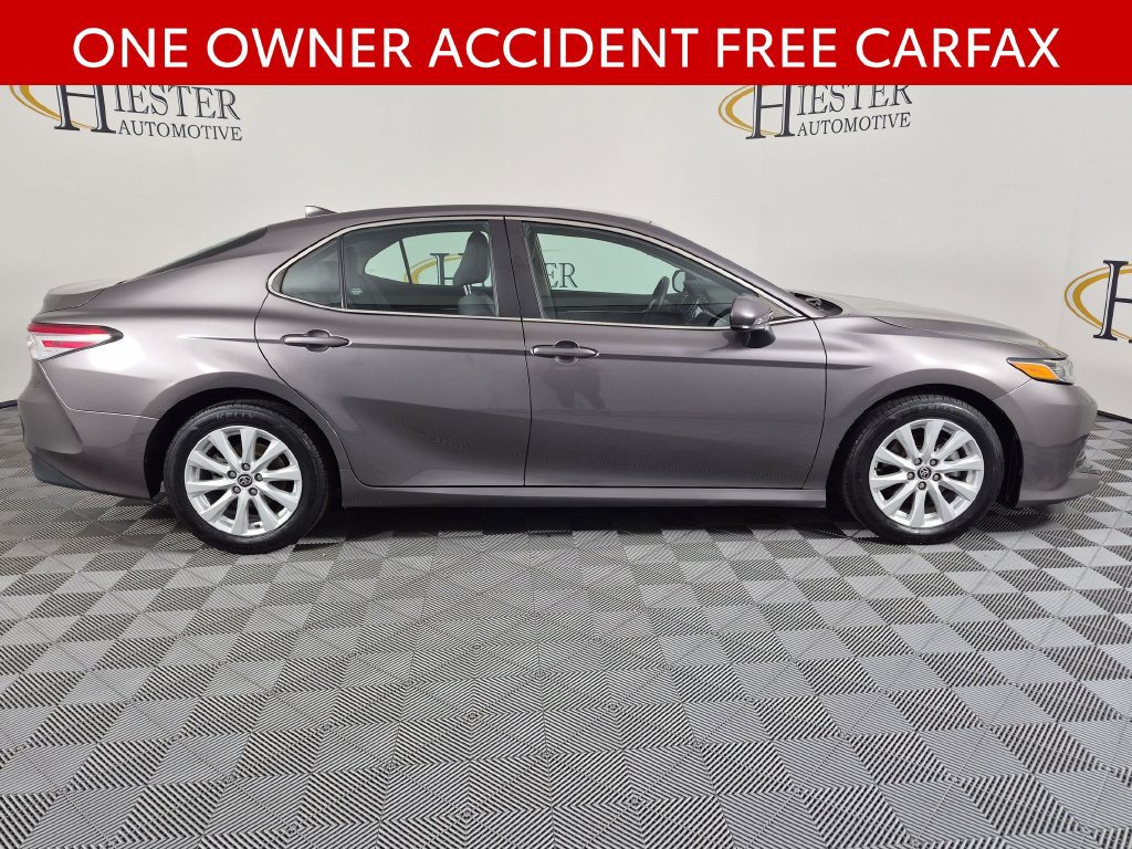 Used 2020 Toyota Camry LE w/ Carpet Mat Package FWD image 3