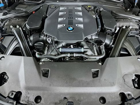 Used 2023 BMW 760i xDrive 760i xDrive w/ Executive Package image 38