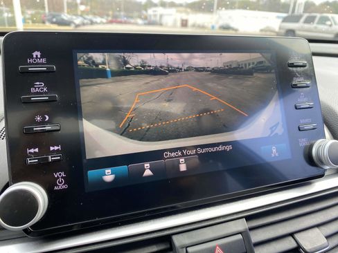 Used 2018 Honda Accord EX-L image 25