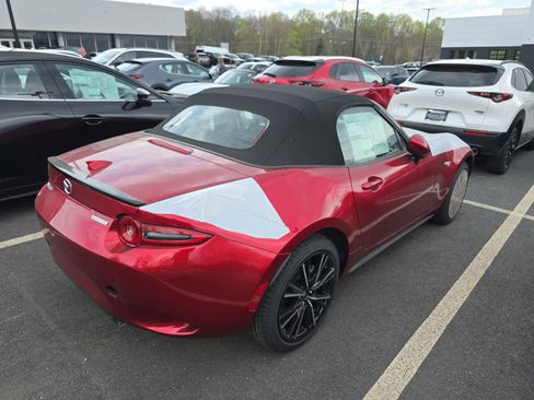 New 2026 MAZDA MX-5 Miata Grand Touring image 2