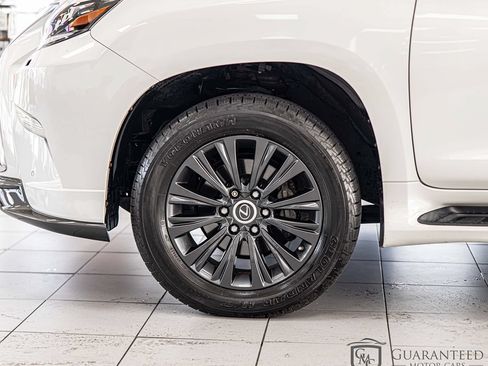 Used 2020 Lexus GX 460 Luxury w/ Luxury Sport Package AWD/4WD image 7