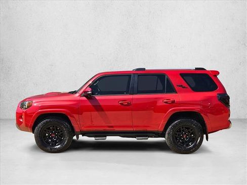 Used 2018 Toyota 4Runner TRD Off-Road Premium image 9
