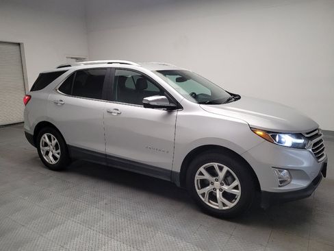 Used 2019 Chevrolet Equinox Premier FWD image 11
