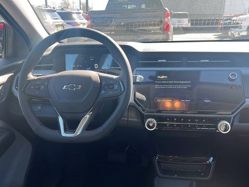 New 2027 Chevrolet Bolt LT w/ Comfort Package FWD image 16