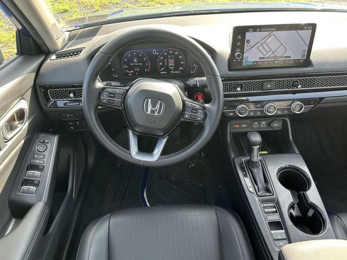 Used 2024 Honda Civic Touring image 12