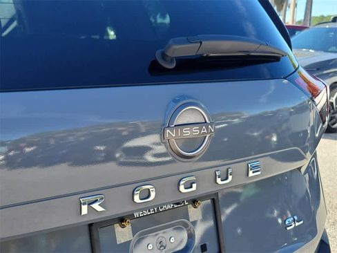 Used 2023 Nissan Rogue SL w/ SL Premium Package image 7