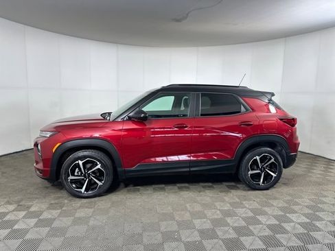 Used 2021 Chevrolet TrailBlazer RS w/ Sun and Liftgate Package image 6