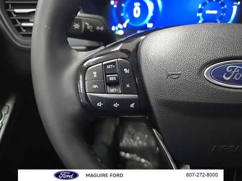 Used 2022 Ford Escape SEL w/ Technology Package image 25