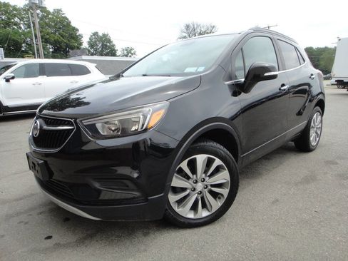 Used 2019 Buick Encore Preferred image 1