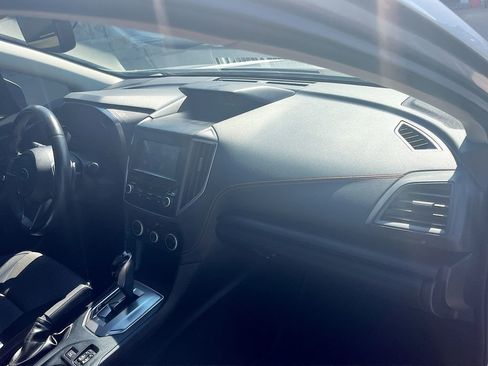 Used 2023 Subaru Crosstrek 2.0i Premium image 29