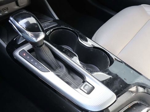 Used 2024 Buick Envista Avenir FWD image 12