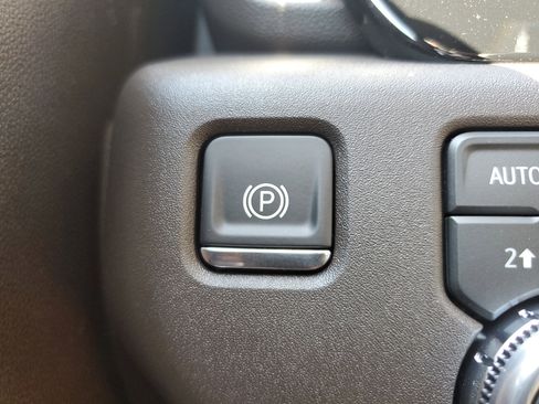 New 2026 GMC Sierra 1500 SLT w/ SLT Premium Plus Package image 31