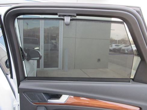 Used 2023 Audi Q5 2.0T Premium Plus w/ Premium Plus Package image 21