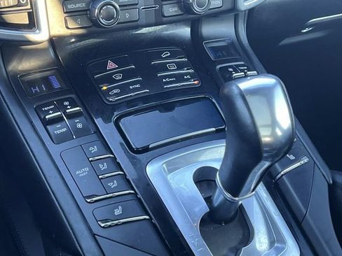 Used 2016 Porsche Cayenne GTS image 28
