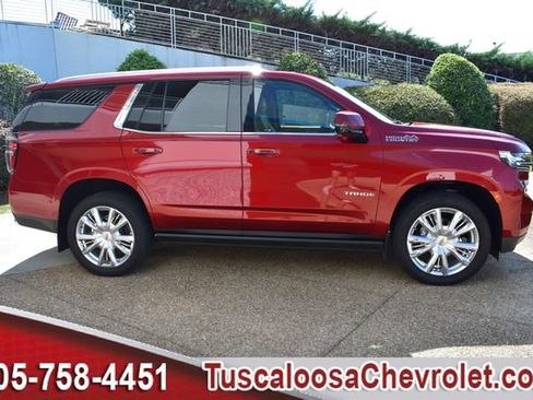 Used 2021 Chevrolet Tahoe High Country AWD/4WD image 16