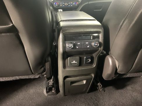 Used 2017 GMC Acadia SLT image 34