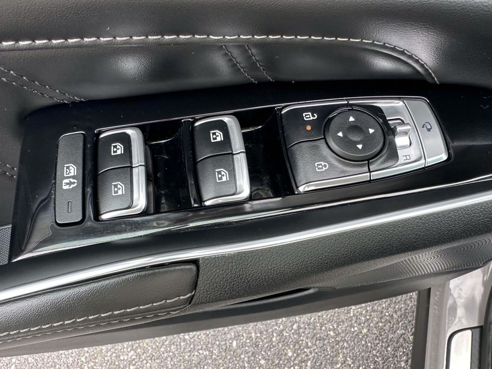 Used 2024 Kia Sorento SX Prestige AWD/4WD image 9