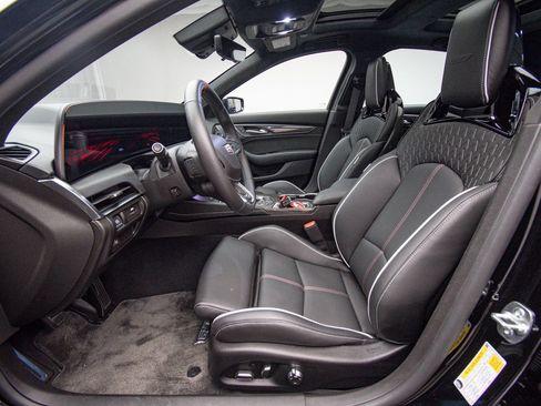 Used 2025 Cadillac CT5 V Blackwing w/ Parking Package RWD image 14
