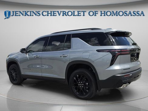 New 2026 Chevrolet Traverse LT FWD image 6
