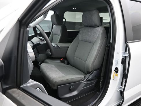 Certified 2023 Ford F150 XLT image 9